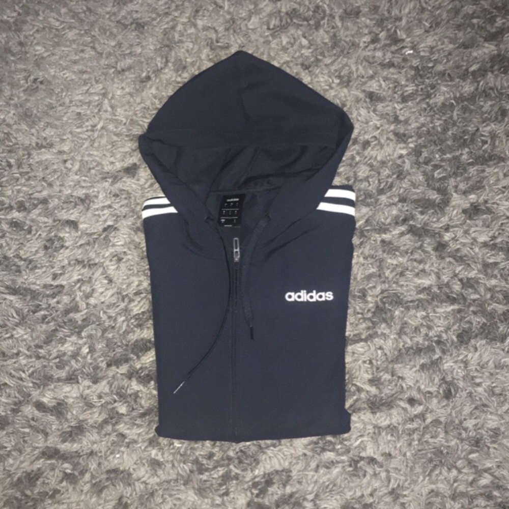 Adidas light windbreaker